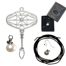Load image into Gallery viewer, Diamond Smykkesæt, Freshwater Pearl